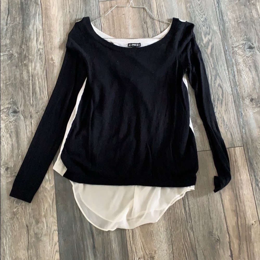 Express long sleeve with lace